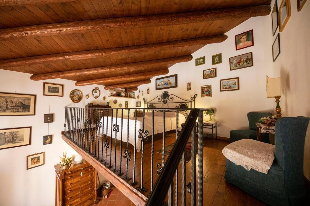 Familyholidays La Finestra Di Fronte チェファル エクステリア 写真