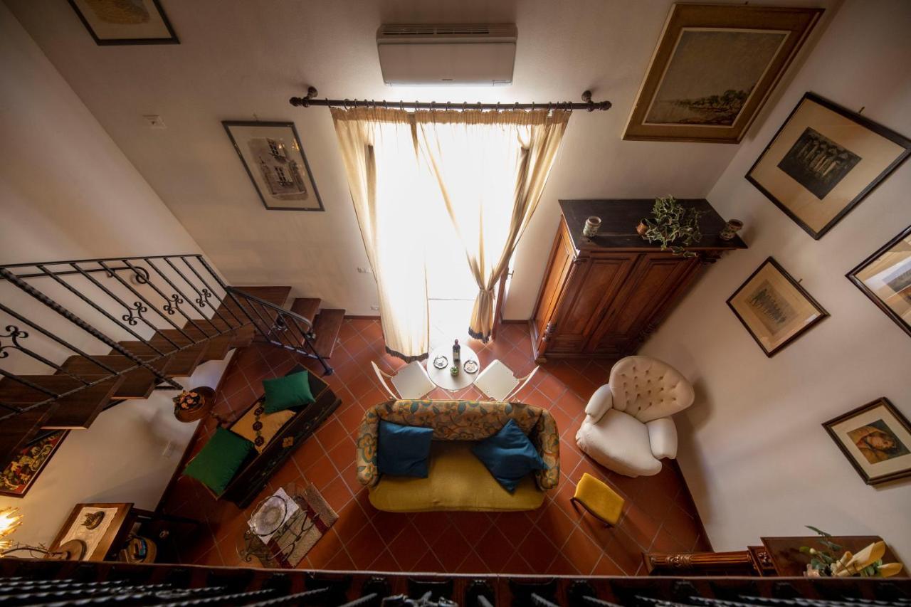 Familyholidays La Finestra Di Fronte チェファル エクステリア 写真
